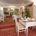 Ostrov Ξενοδοχείο 4*