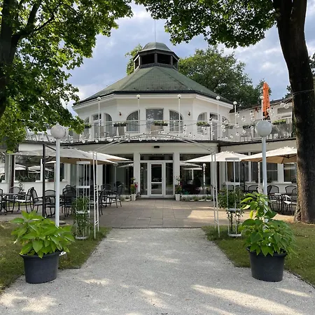 Ostrov Hotel Nymburk