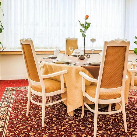 Ostrov Hotel