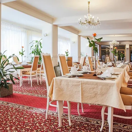 Ostrov فندق نيمبورك