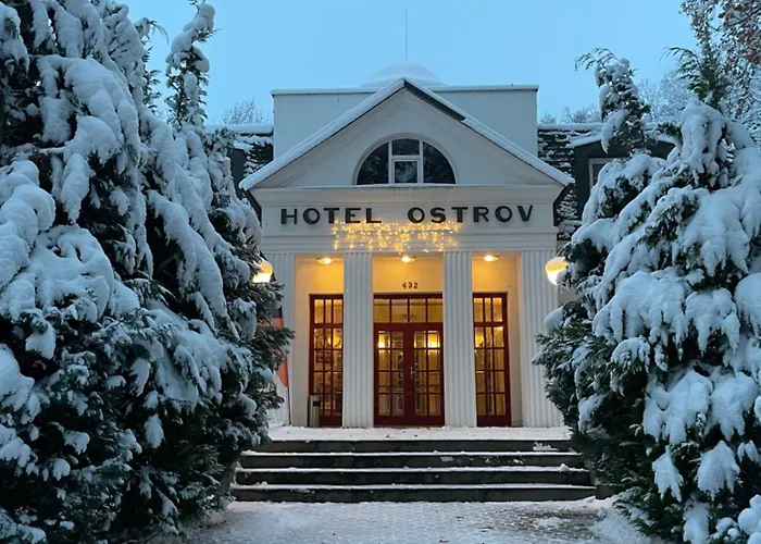 Ostrov Hotel