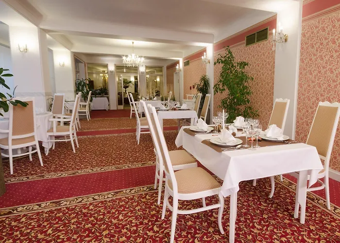 Ostrov Hotel 4*