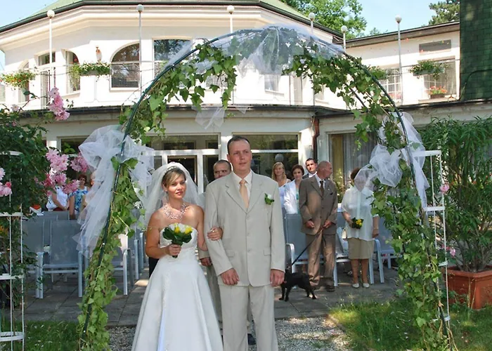 Hotel Ostrov Nymburk